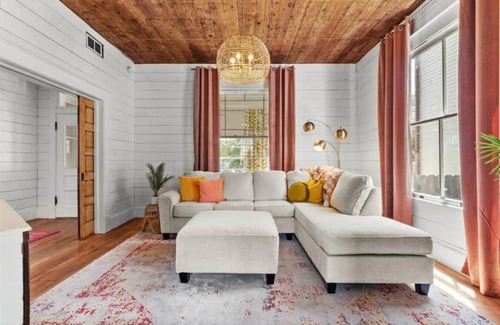 Galveston Casa | Historic Sheek and Modern Home Blocks from Strand