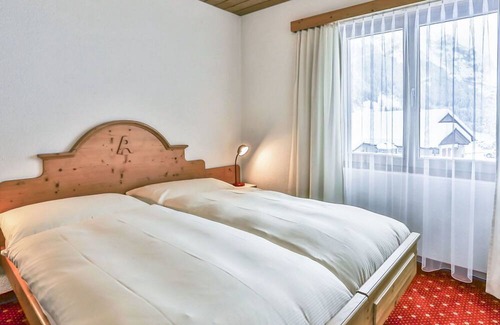 Grindelwald Apartamento | Lovely apartment for 2 people with WIFI, TV, balcony, pets allowed and parking