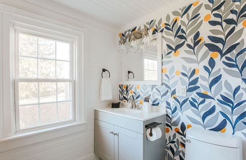 Waynesboro Casa | The Farmhouse at Wellington: Waynesboro, Sleeps 12