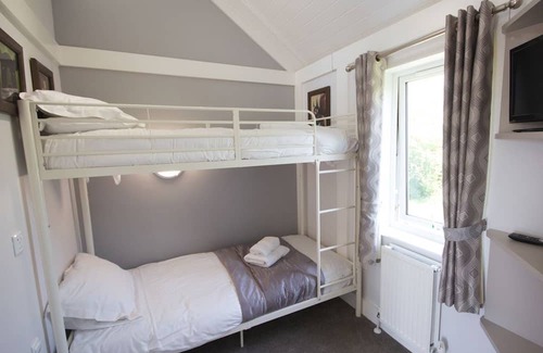 Annan Cabina | 2 bedroom accommodation in Annan