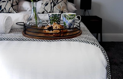 Blacon Apartamento | The Cheshire Gathering - Hot Tub | 8 Bedroom