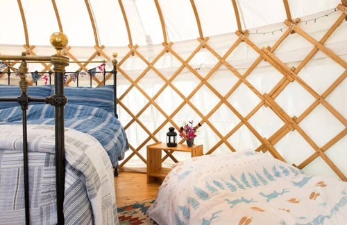Lanteglos Cabina | Stunning Yurt 'Pencarrow' with hot tub close to hidden coves