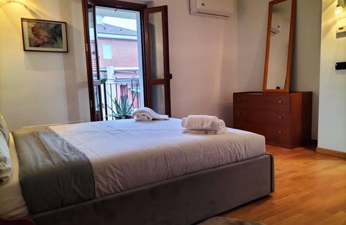 Zona Padova Apartamento | Casa Atene Luminoso Appartamento su due livelli a Milano