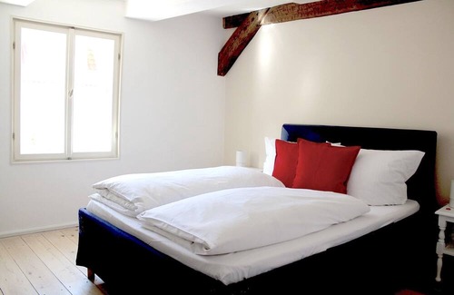 Quedlinburg Apartamento | ⭐️ Relaxing holiday with idyllic courtyard & fireplace, unique monument from 1477, 4-6 p.
