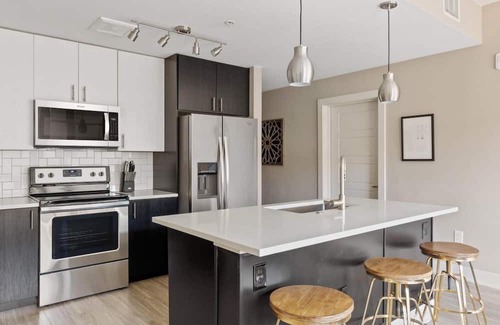 LoDo Apartamento | Denver | Charming 1BD/1BA Riverfront Apartment