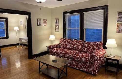 Norwood Casa | Hunter #2, Private One Bed near Xavier & Downtown