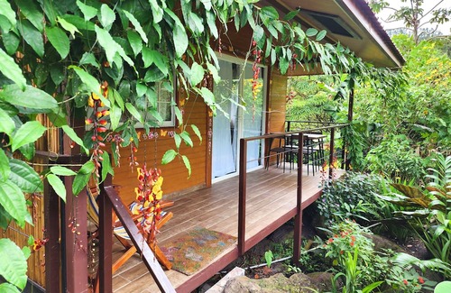 Boquete Casa | Ecoresort: We are Panamas leading honey producer and butterfly exhibit.