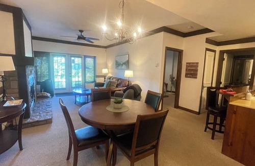 Mont-Tremblant Condominio | Ski IN/ Ski OUT Lovely condo on the mountain.