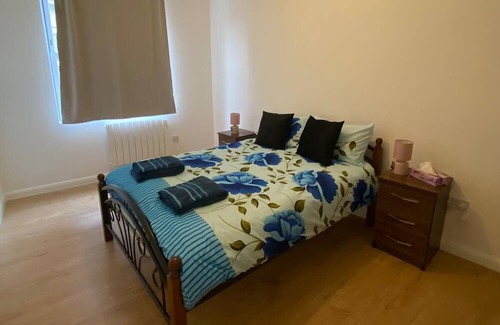London Borough of Ealing Apartamento | Very big and Luxury studio