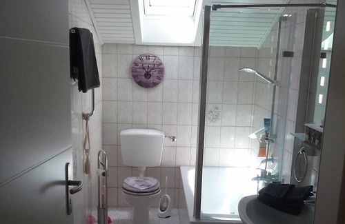 Bernau am Chiemsee Apartamento | Ferienwohnung DG für 1-2 Personen