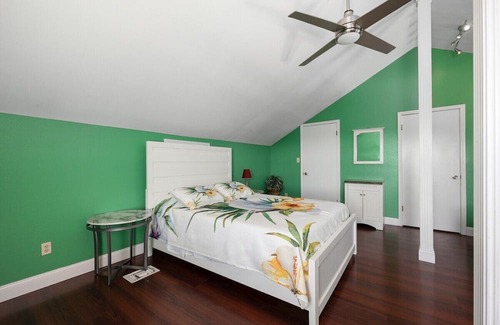 Port Isabel Casa | Captivating 3BR Retreat w Spectacular Sea View