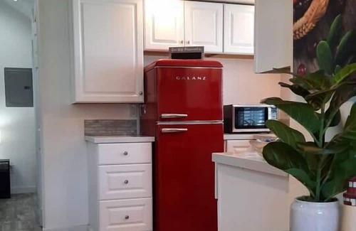 Grayland Cabaña | "Cranberry Cottage" Studio by the Beach
