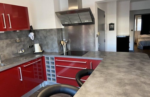 Le Grau-Du-Roi Apartamento | Beautiful Quality Apartment 5 Sleeps Boucanet, Parking