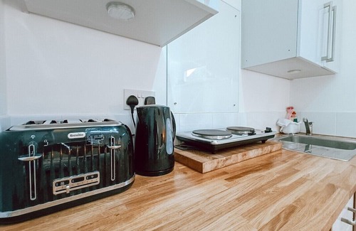 Tudor Apartamento | The Pembroke Studio by Richmond Park