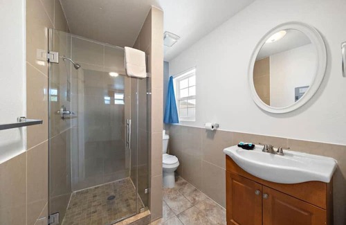 San Jacinto Apartamento | Coastal Cottage Unit 10|BeachBox|Walk to Beach!
