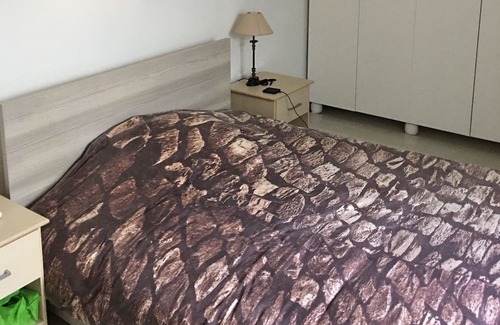 Tal-Ghoqod Casa | This Flat is Very Close to Might Clubs St Julians. Just by Wall 8 min From Home