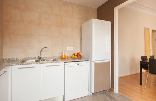 El Putget i Farro Apartamento | Apartment for 7 people