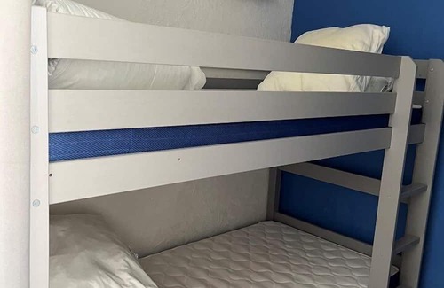 Le Couchant Apartamento | Beau 4 bed 1er ligne Vue Mer au Couchant, Air-conditioned, Parking