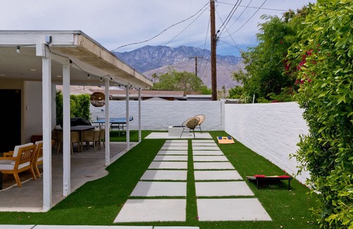 Palm Springs Casa | Desert Crown Jewel in Palm Springs w/ Pool and Hot Tub!
