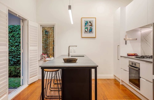 Grey Lynn Casa | Modern Classic Summar