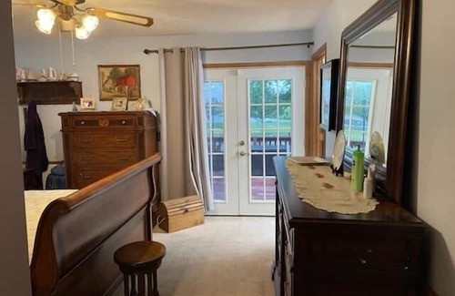 Salina Casa | Hot Tub, Beautiful view, location, family home, 3 BR, + 2 beds in 2nd LR, 3 bath