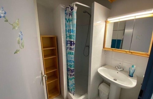 Le Grau-Du-Roi Casa | CHARMING LITTLE HOUSE WITH GARDEN AND PARKING GRAU DU ROI SLEEPS 6