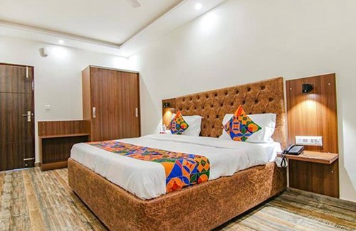 Dehradun Hotel | Fabhotel Shri Krishna Residency