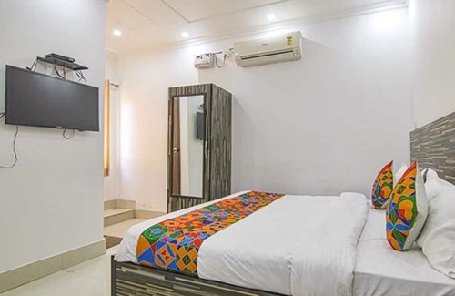 Dehradun Hotel | Fabhotel Shri Krishna Residency
