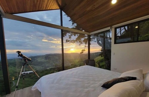 Monteverde Cabina | Glass Cabin in the Forest+270° view+ Hot Tub +Deck