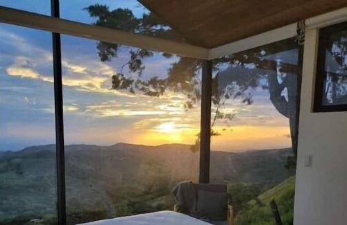 Monteverde Cabina | Glass Cabin in the Forest+270° view+ Hot Tub +Deck