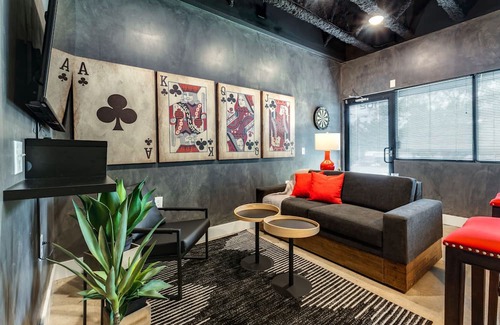 Nashville Apartamento | NEW Studio with 2 Beds 7 mins to Broadway