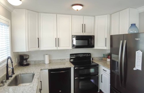 Branson Theater District Casa | Townhome-colonial B