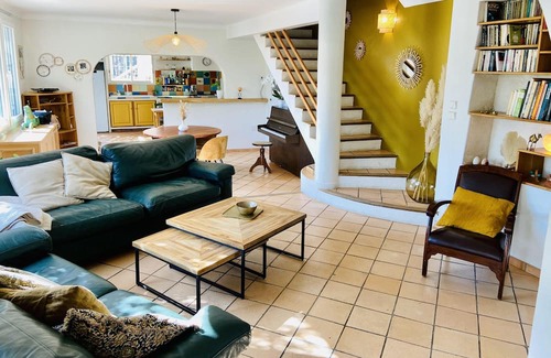 Nord Casa | Maison 3 Chambres 7 Personnes Très Proche D'aix-en-provence. Animal Accepté