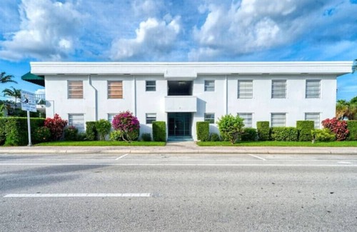 Lake Worth Casa | Golf Course Views - 2bd/2ba