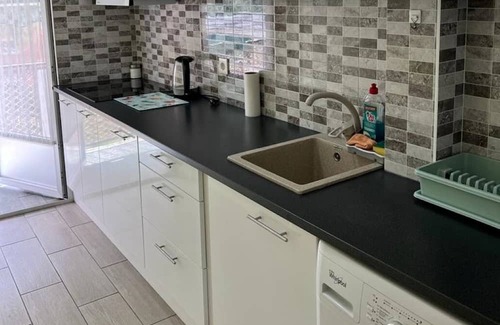 Pla del Bon Repós Apartamento | Bright and clean apartment, Alicante, Manila square (beach is 15min walk)