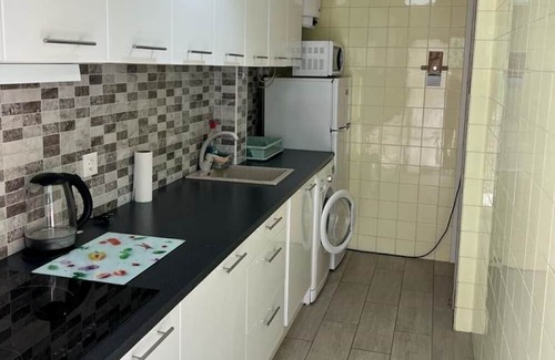 Pla del Bon Repós Apartamento | Bright and clean apartment, Alicante, Manila square (beach is 15min walk)