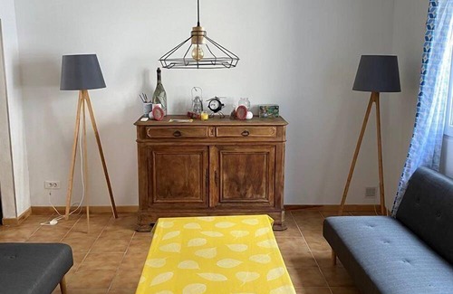 Le Grau-Du-Roi Apartamento | Authentic Fisherman's House, sleeps 6, courtyardeur 30 M2, air-conditioned, heart of.