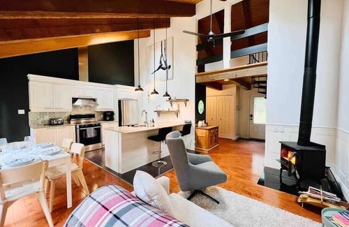 Orford Chalet De Esquí | Cottage in the village of Orford