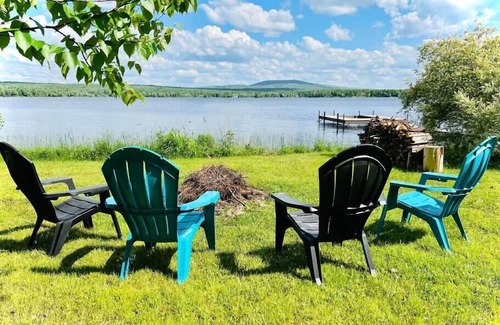 Le Haut-Saint-Francois Regional County Municipality Chalet De Esquí | Superb log cabin *Spa* *Waterfront*