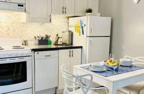 Magog Apartamento | Merry Sud Suite-Condo with Indoor Pool and Spa