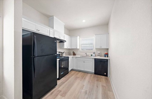 Galveston Casa | The Big Blue House|BeachBox| 2 Houses in 1!