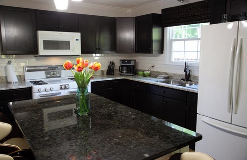 Smithville Cabina | Cedar Cabin with spa Near Center Hill