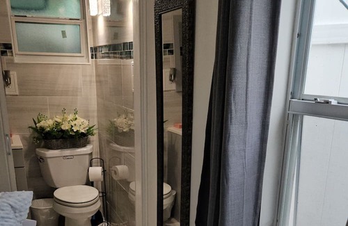 Ludlam Apartamento | Cozy Apartment With Space for 4. Lovely and Quite Neighborhood
