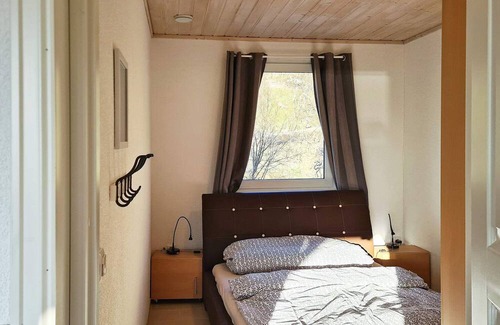 Lonevag Casa | 5 person holiday home in LONEVÅG