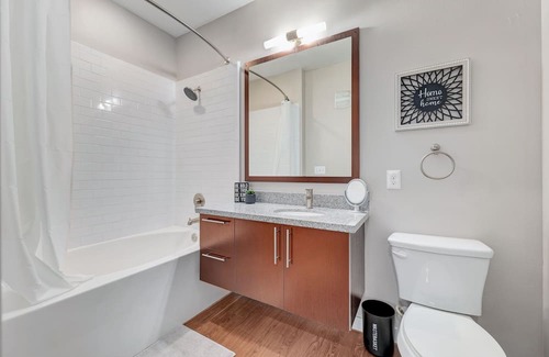 Cedar Park Apartamento | Plush 2Br Cal King Suite Close to Everything