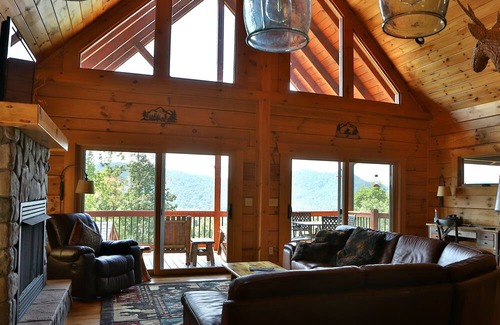 Vein Mountain Cabina | Serene Mountain Cabin w/View in Private Community