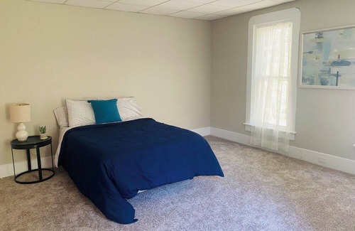 Quincy Casa | Newly remodeled spacious home in the heart of Quincy.