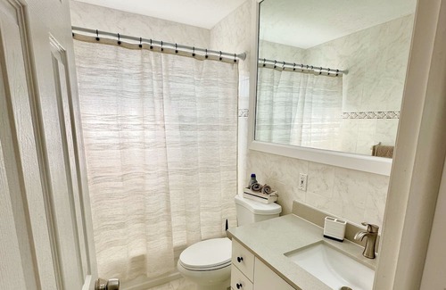 Sunset Casa | Spacious, family friendly home in the heart of Miami