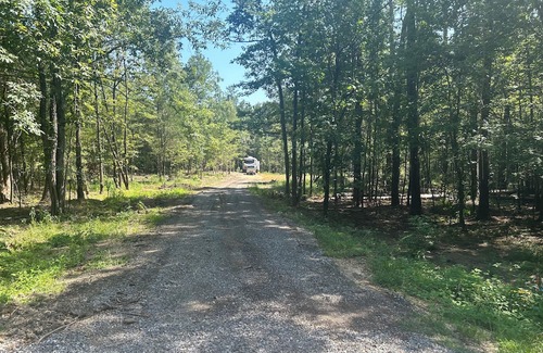 Starkville Alquiler De RV | Campsite out of Starkville Mississippi. Great for MSU Games and Activities.