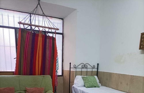Algeciras Casa | La Jungla en el Centro de Algeciras